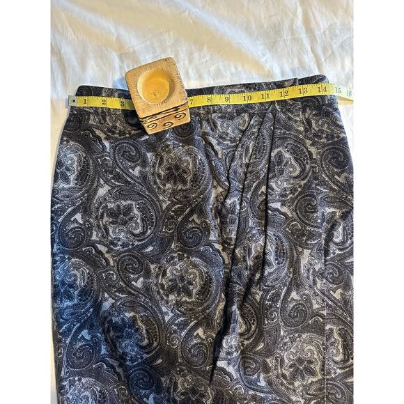 Talbots Petite Black pencil Gray Paisley Floral Wrap Skirt Size 4p Wool Blend - Picture 6 of 8